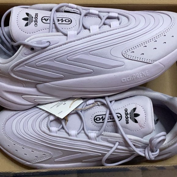 adidas Shoes - adidas ozelia w.